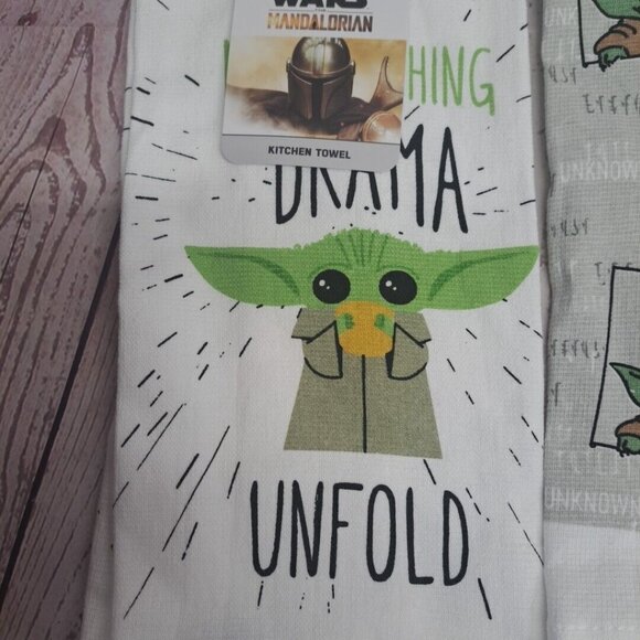 Star Wars Mandalorian Kitchen Towels 2-Pack Yoda Baby Design Cotton - Picture 2 of 4